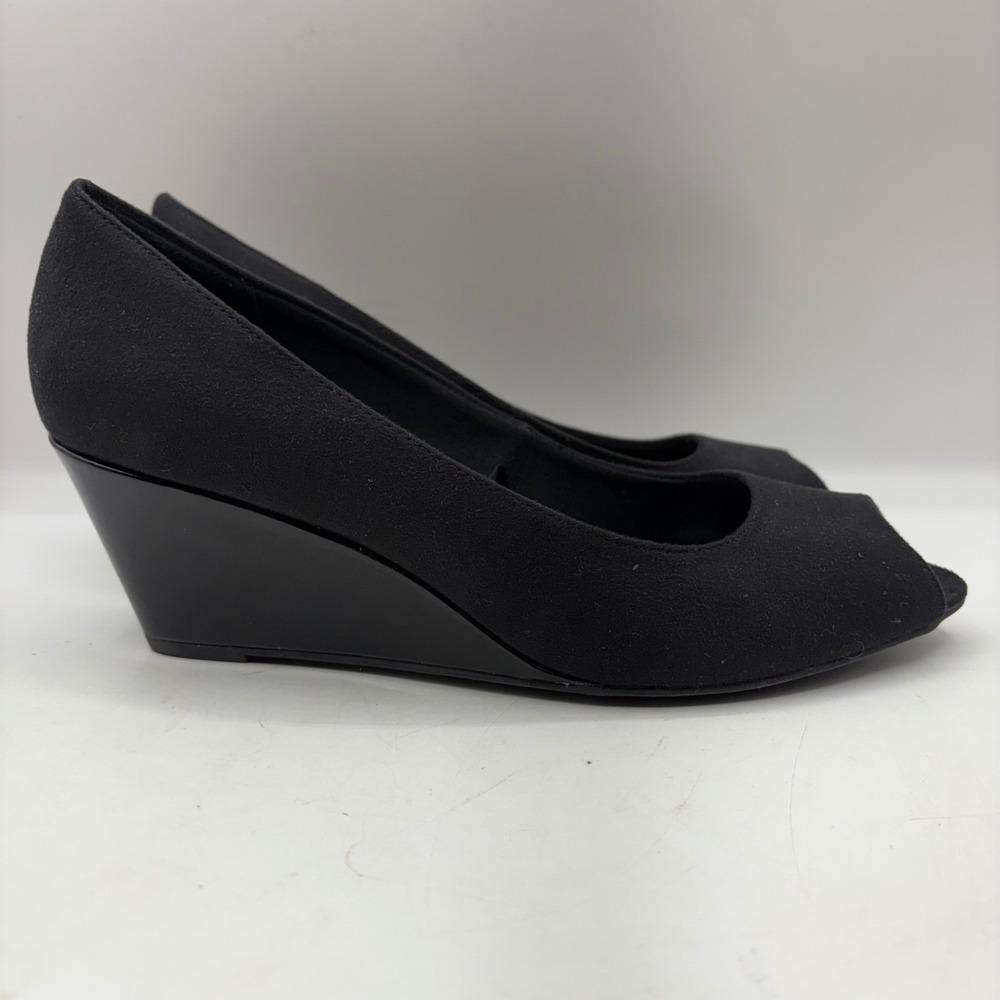 Comfort Plus by Predictions Black Peep Toe Wedge Heels Shoes Womens Size 10